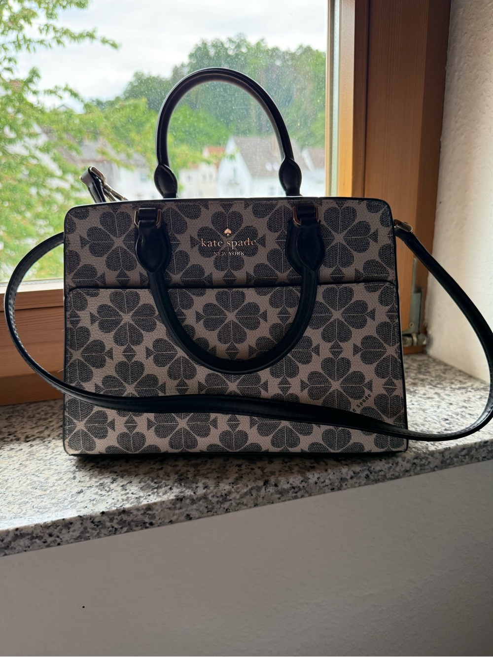 Kate Spade small tote crossbody